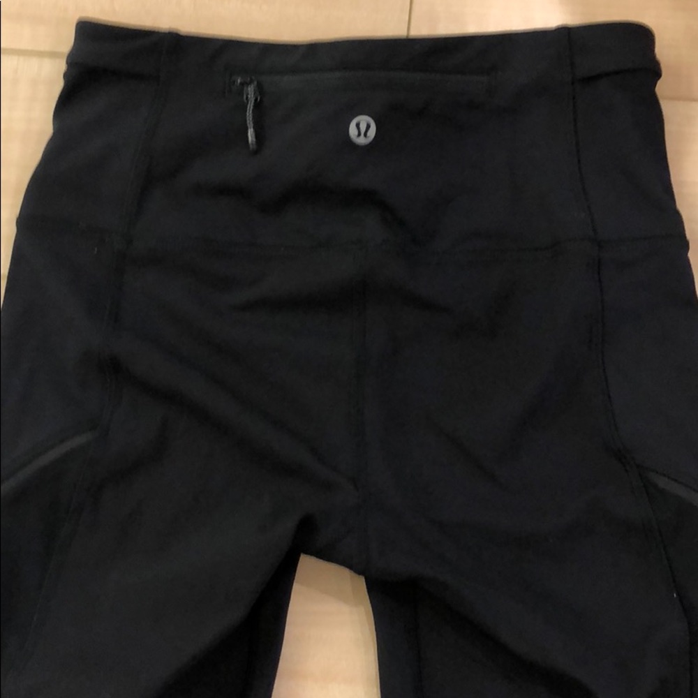 Lululemon High Waisted Mesh Crops - Picture 2 of 6